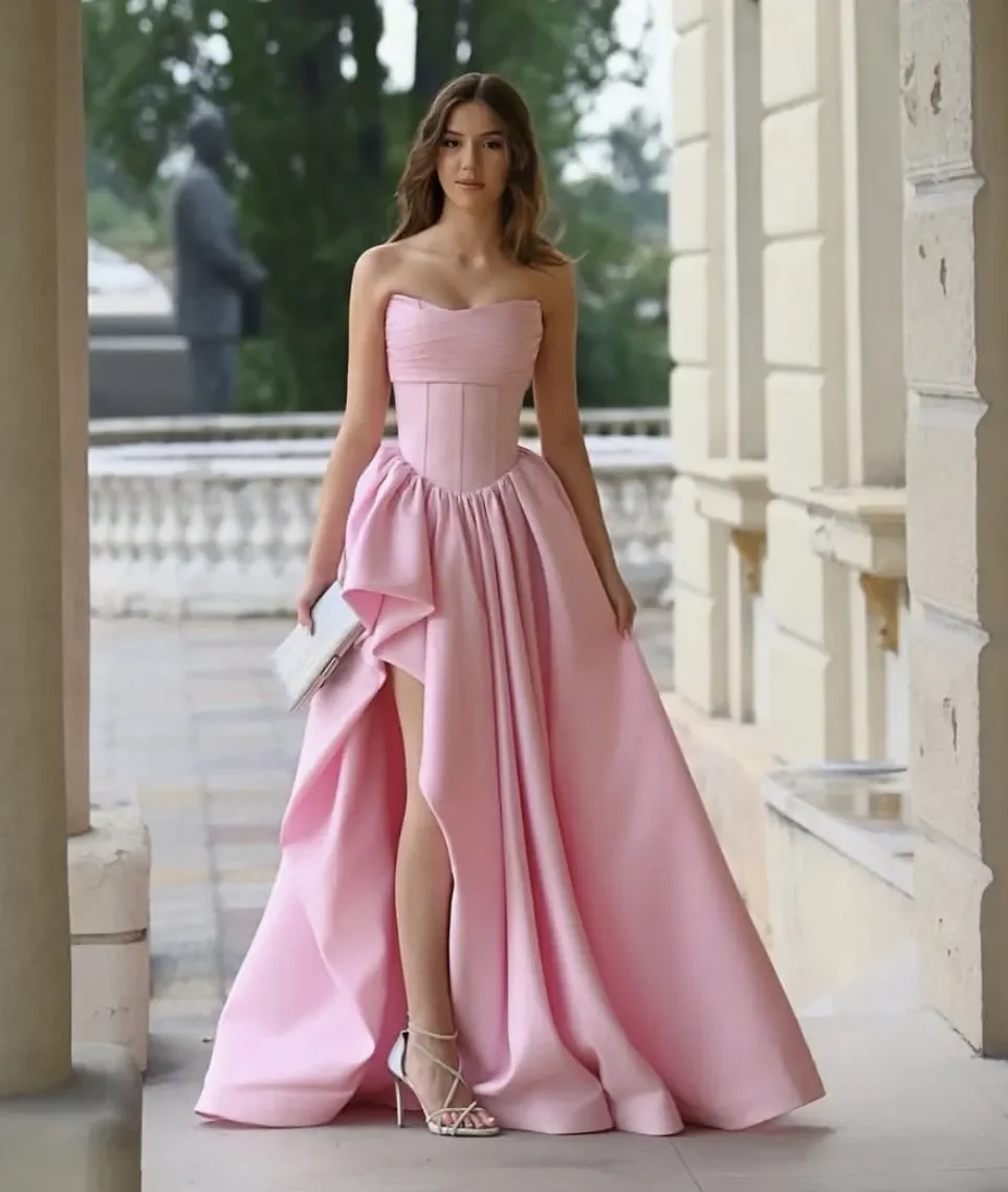 Robe de bal en Satin rose clair, Simple, drapée froncée, ligne a, pour fête d'anniversaire, pour occasions spéciales, sans manches, fente latérale