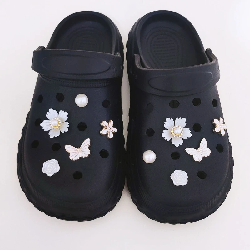 Urocze, uniwersalne ozdoby do butów w stylu kreskówkowym, klamry do butów, sandały, dekoracje do butów, odpinane kwiatki do butów.