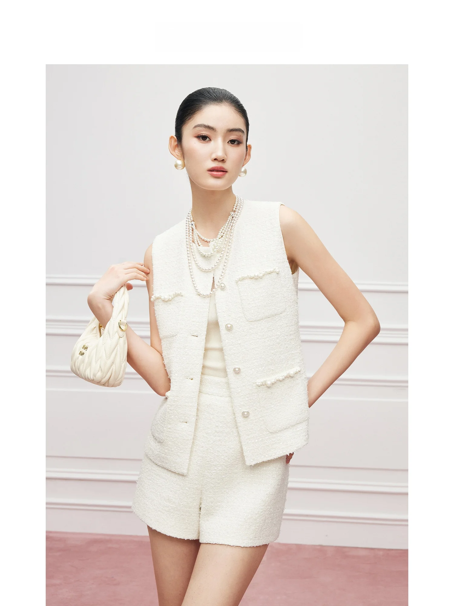 

MandyZhang Ele Pearl Buttoned Heavy Embellied Tweed Vest Women's Spring Faion Svel Outerwear Crisp Polyester