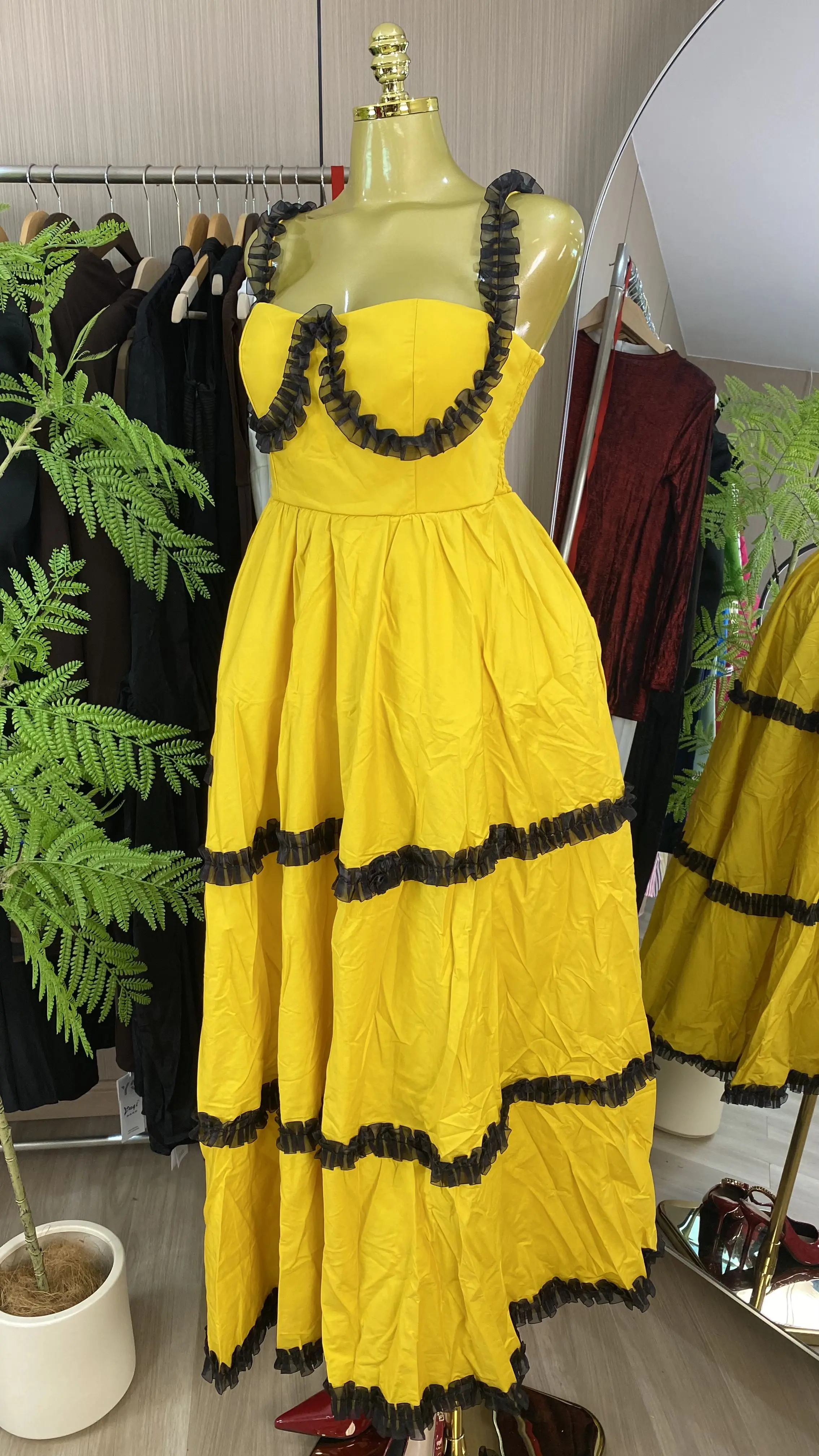 Women's A-line High-waisted 3D-stitched Yellow Sexy Strapless Long Summer Vacation Dress-GZXX806