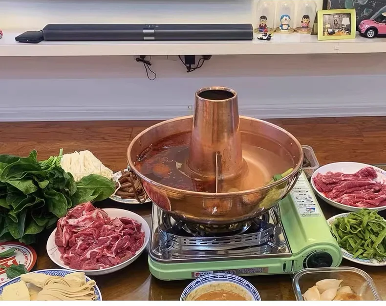 Furnace copper hot pot for gas burning pure copper Double-flavor hot pot boiled mutton commercial hot pot thickened chicken copp