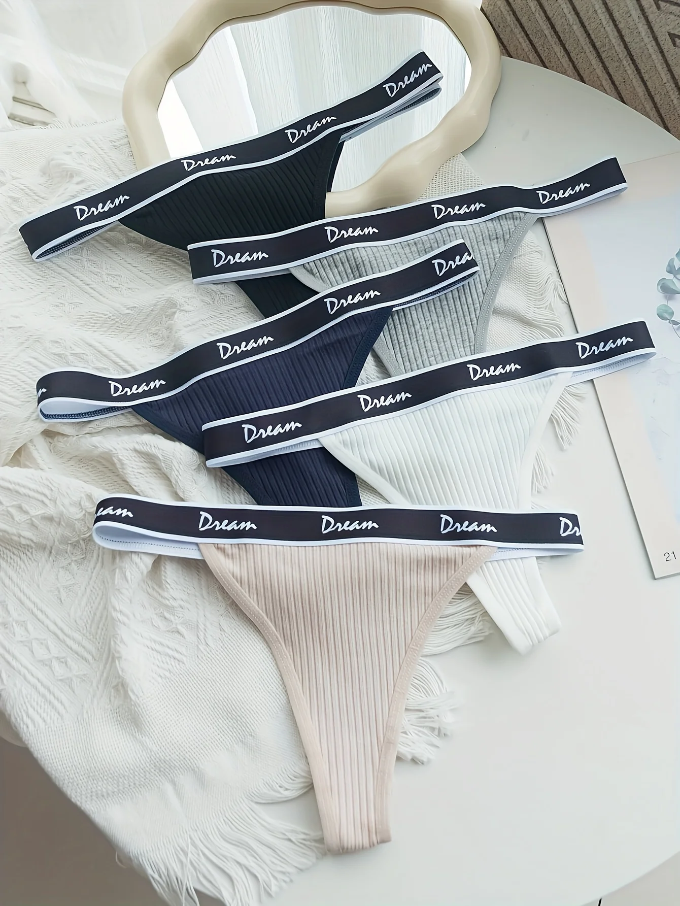 5-piece mixed color simple English belt, perforated women's thong, pure cotton inner lining women's underwear