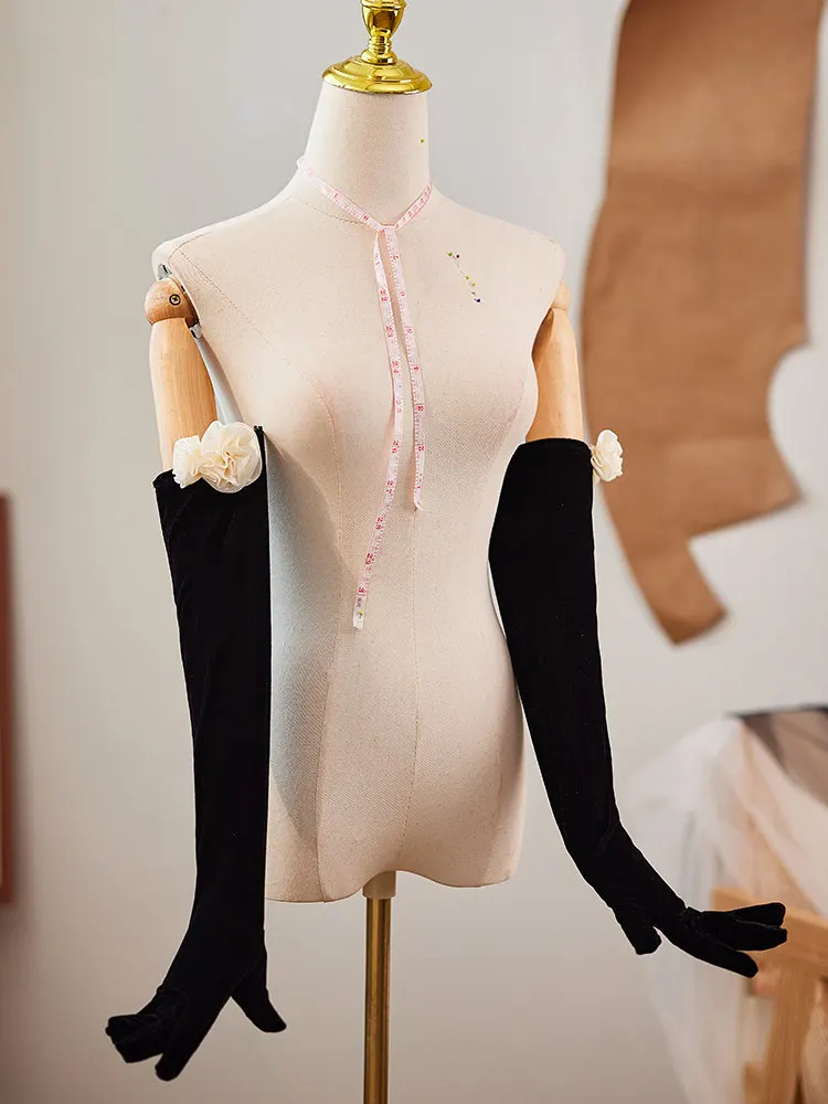 gants-en-velours-noir-pour-femmes-style-hepburn-accessoires-vintage-et-elegants-pour-les-robes-de-soiree-et-les-robes-de-mariee
