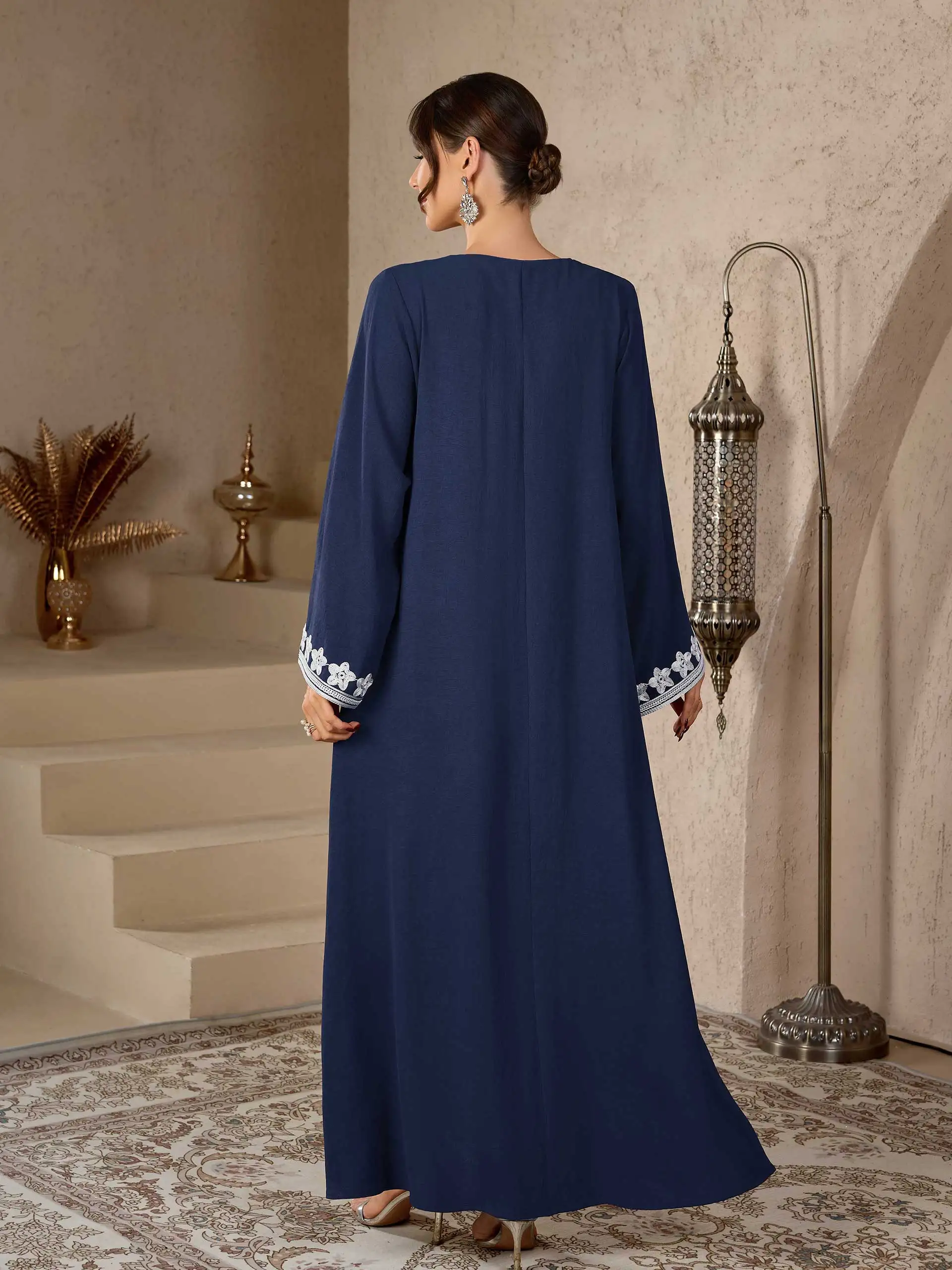 Eid Islamic Modest Abaya for Women White Floral Embroidery Navy Blue Muslim Dress 2026 Elegant Dubai V-Neck Long Sleeve Kaftan
