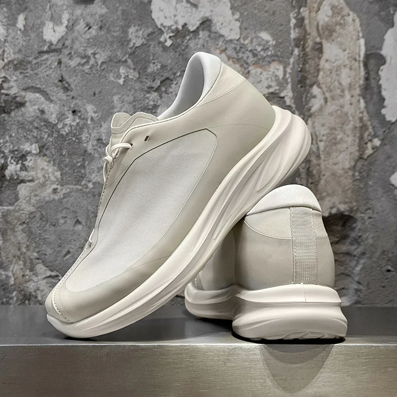 

2025 Autumn New Breathable Sports Shoes for Men White Fashion Casual Sneakers Male High Quality Mesh Outdoor Running Shoes Man