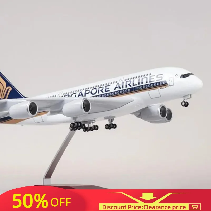 

1/160 Scale 50.5CM Airplane Airbus A380 Singapore Airline Model W Light and Wheel Diecast Resin Plane For Collection Display Toy