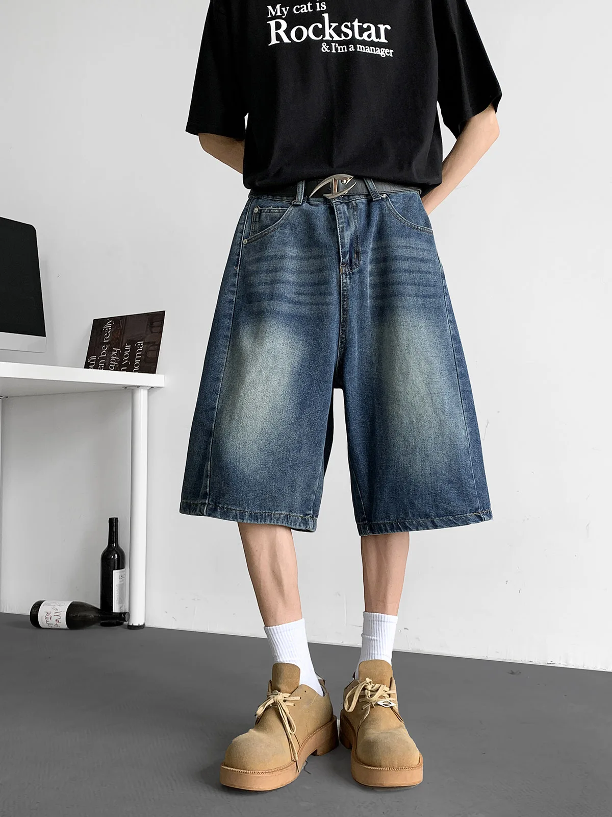 Calças Jeans Casuais American Vibe em Denim Lavado, Corte Reto, Perna Larga, Comprimento Cinco Quartos, Soltas, para Homens e...