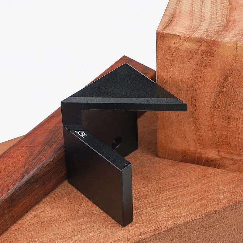 

Деревообрабатывающие инструменты Портативный центральный искатель Маркировочный калибр Линейный чертилка с магнитным локатором Маркировка смещенной линии