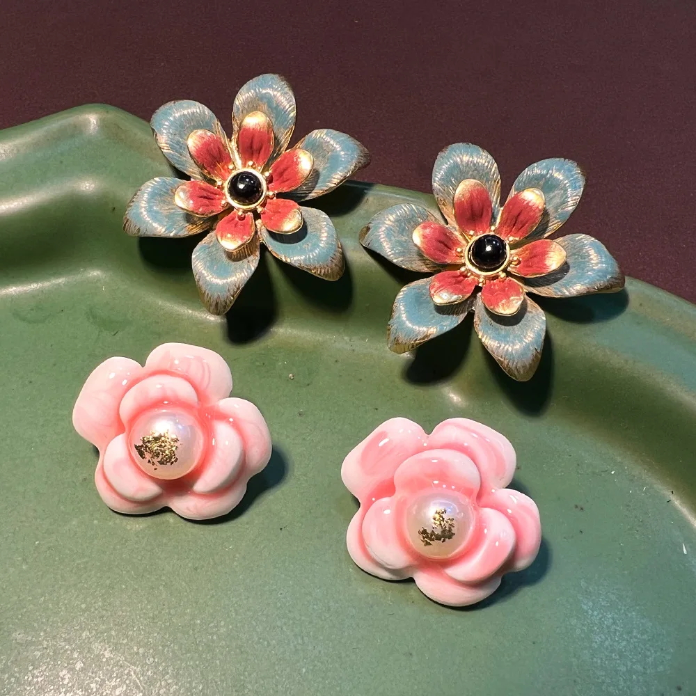 

Винтажная трехмерная картина маслом с золотым песком и цветами, с покрытием из красной меди и настоящего золота, среднего размера, антикварная, класса люкс.