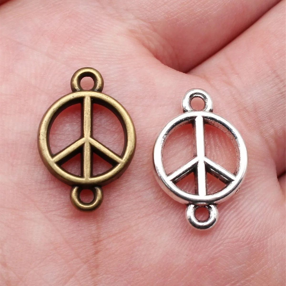 Classic Celtic Hamsa Hand Amulet Jewelry Connectors Accessories For DIY Handmade Jewelry Craft Making Bulk