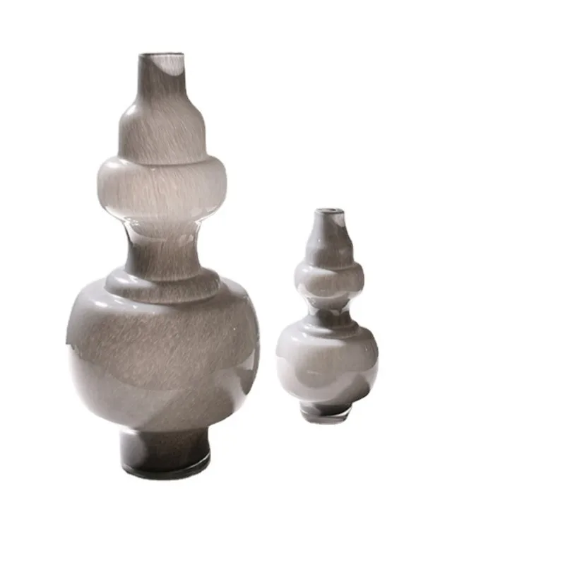 

Modern light luxury living room entrance, dry vase Nordic dining table soft decoration, flower ornaments