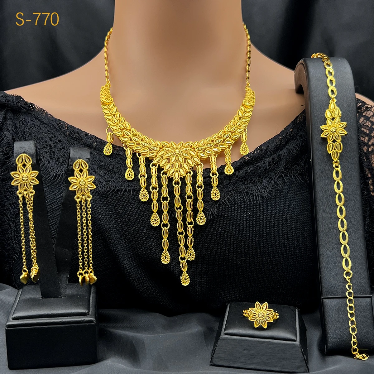 New Indian Dubai 24K Gold Color Jewelry Set For Women Bridal Nigerian Long Tassel Necklace Bracelet Earring Ring Sets Party Gift