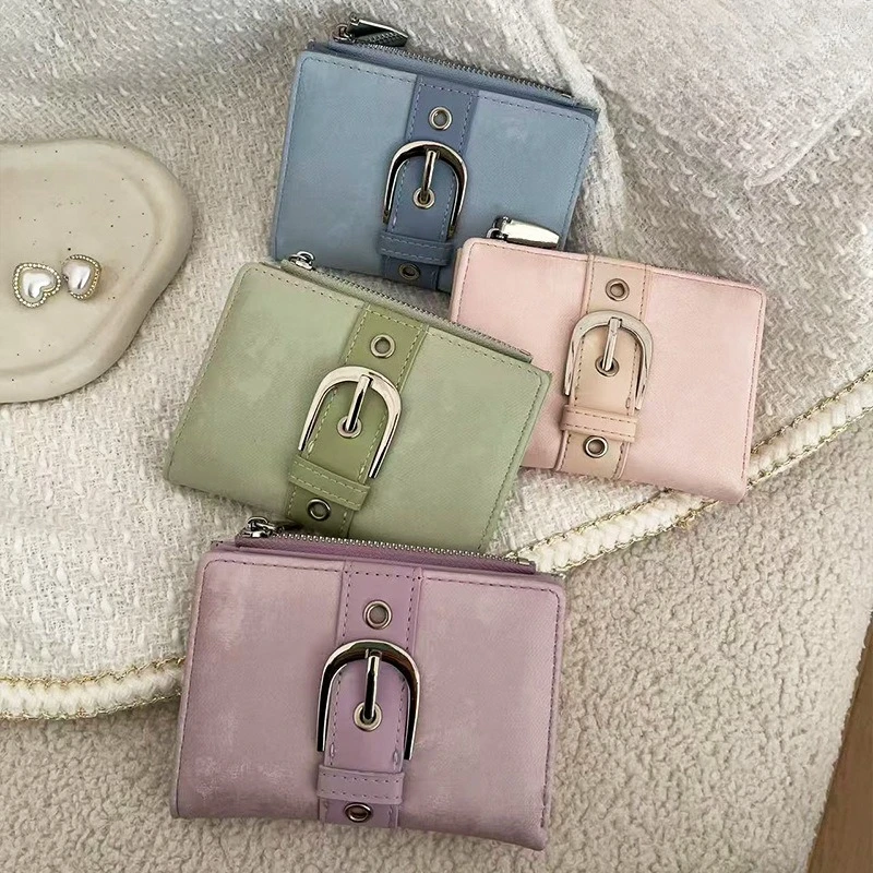 Retro Korean Short Wallet Review Card Slots vs Zipper Trade-offs — view 2