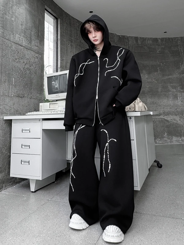 

Комплект TANGZ STUDIO: Американский худи-свитшот с длинным рукавом ручной работы с бисером и повседневные брюки для мужчин, осенняя мода