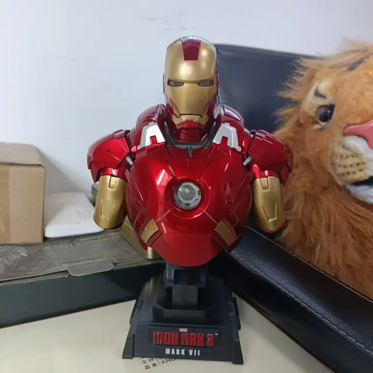 Superheld 23 cm Ironman Iron Man Mark MK7 MK42 MK43 1/4 Kopfbüste Porträt mit LED-Lichtfigur PVC-Statue Sammlerstück Modellspielzeug