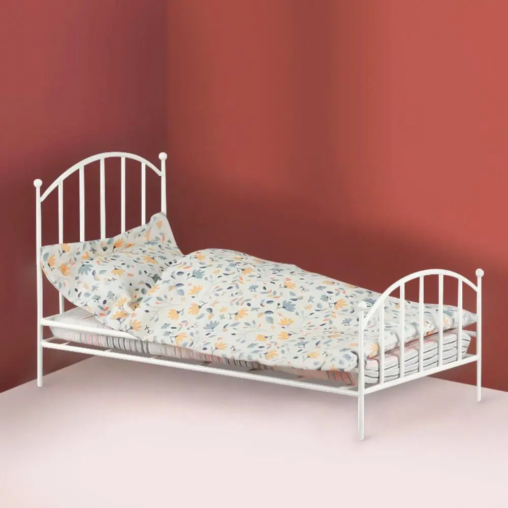 

New 1:12 House Metal Dollhouse Bed Mini Wrist Bed Vintage Miniature Bed Furniture Kawaii Realistic Bed