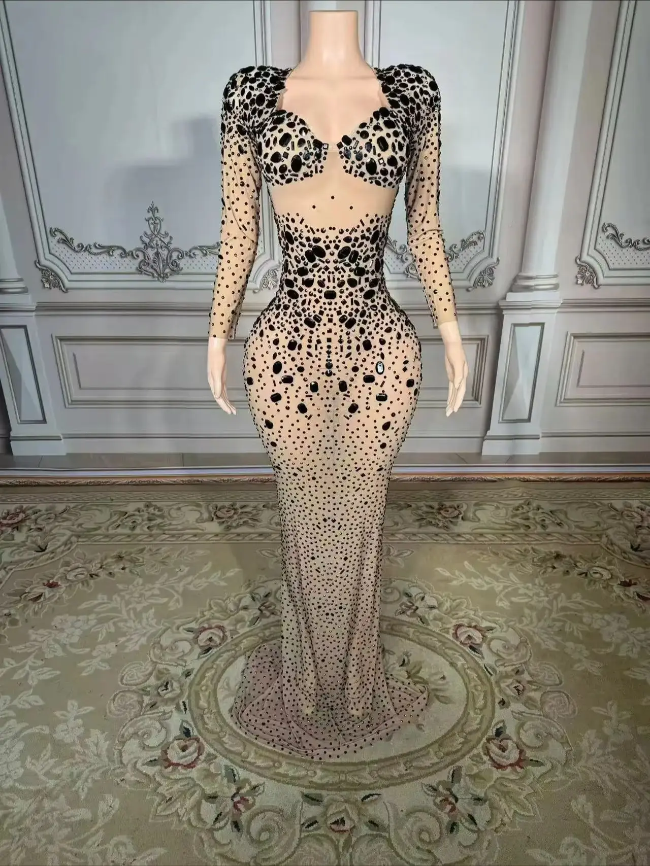 roupa transparente de festa latina: A Escolha Perfeita para Momentos Inesquecíveis no Palco e na Pista