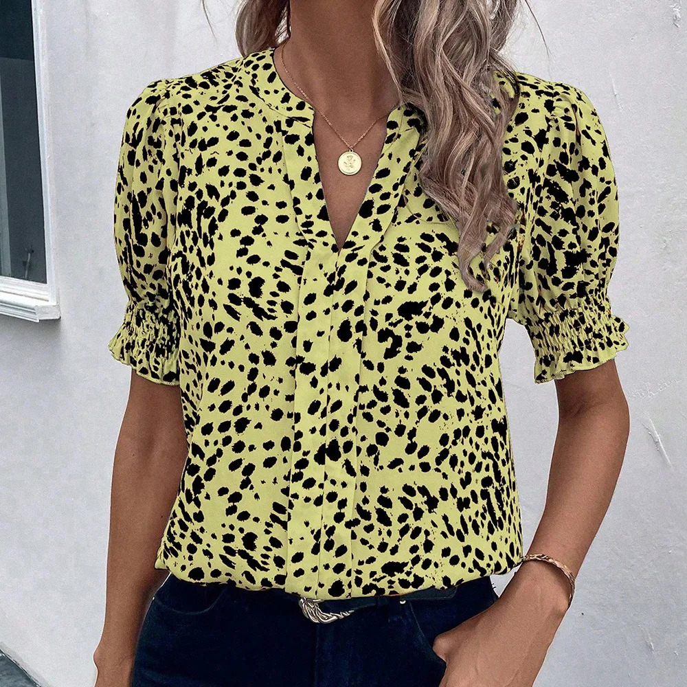 

Spring Summer Women's Casual V-Neck Floral Print Pleated Short Sleeved Chiffon Shirt Bohemian Top Loose Fit Top