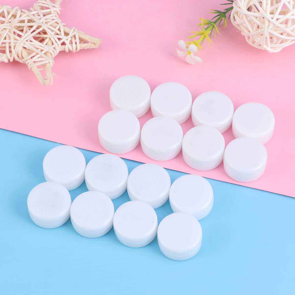 Boîte à hochet en plastique de 22Mm, 100 pièces, cloches de chevet pour bébé, Stimulation Tactile rotative, développement pour poussette, porte-cradle