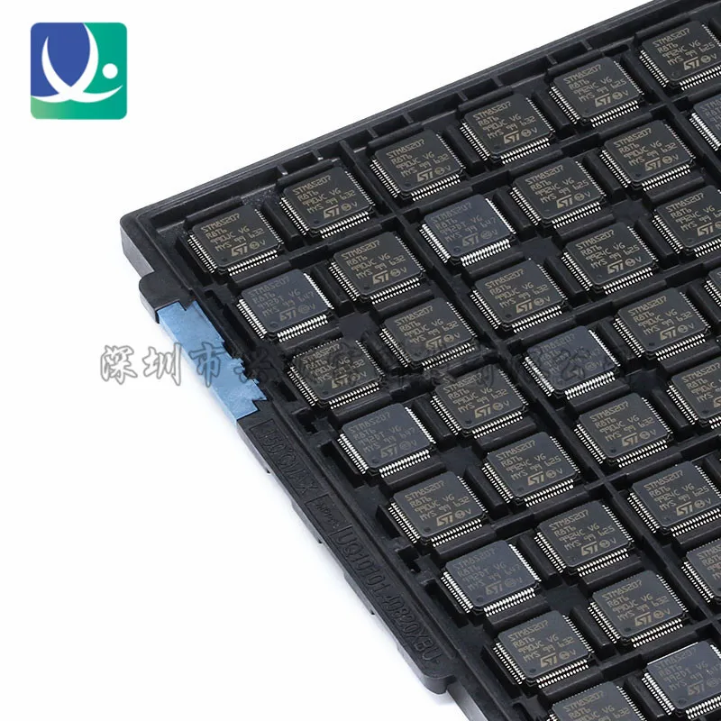 Microcontrôleur LQFP-64 original 24MHz/64KB Flash/8-bit-MCU