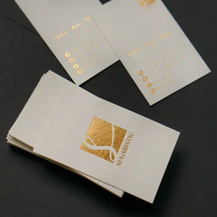 Custom luxury style matte laminate printing gold or silver foil stamped uv spot business card