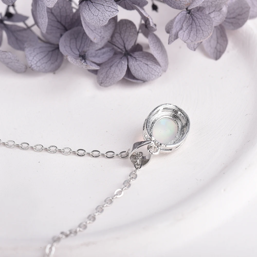 ITSMOS Natural Opal Crystal Pendant Necklace October Birthstone Gemstone Simple Necklaces Fire Light Oval Opal Jewelry for Women