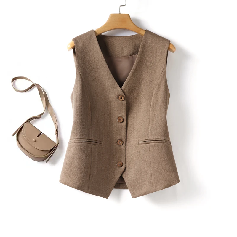 Light Coffee Color Single Breasted Short V-Neck Sleeveless Suit Vest for Women in Spring and Autumn, Layered Suit Vest Top