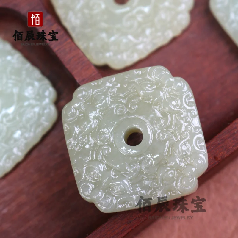 Hetian green-white Pixiu pendant, Qinghai antique-style guardian jade plaque, four-sided mythical