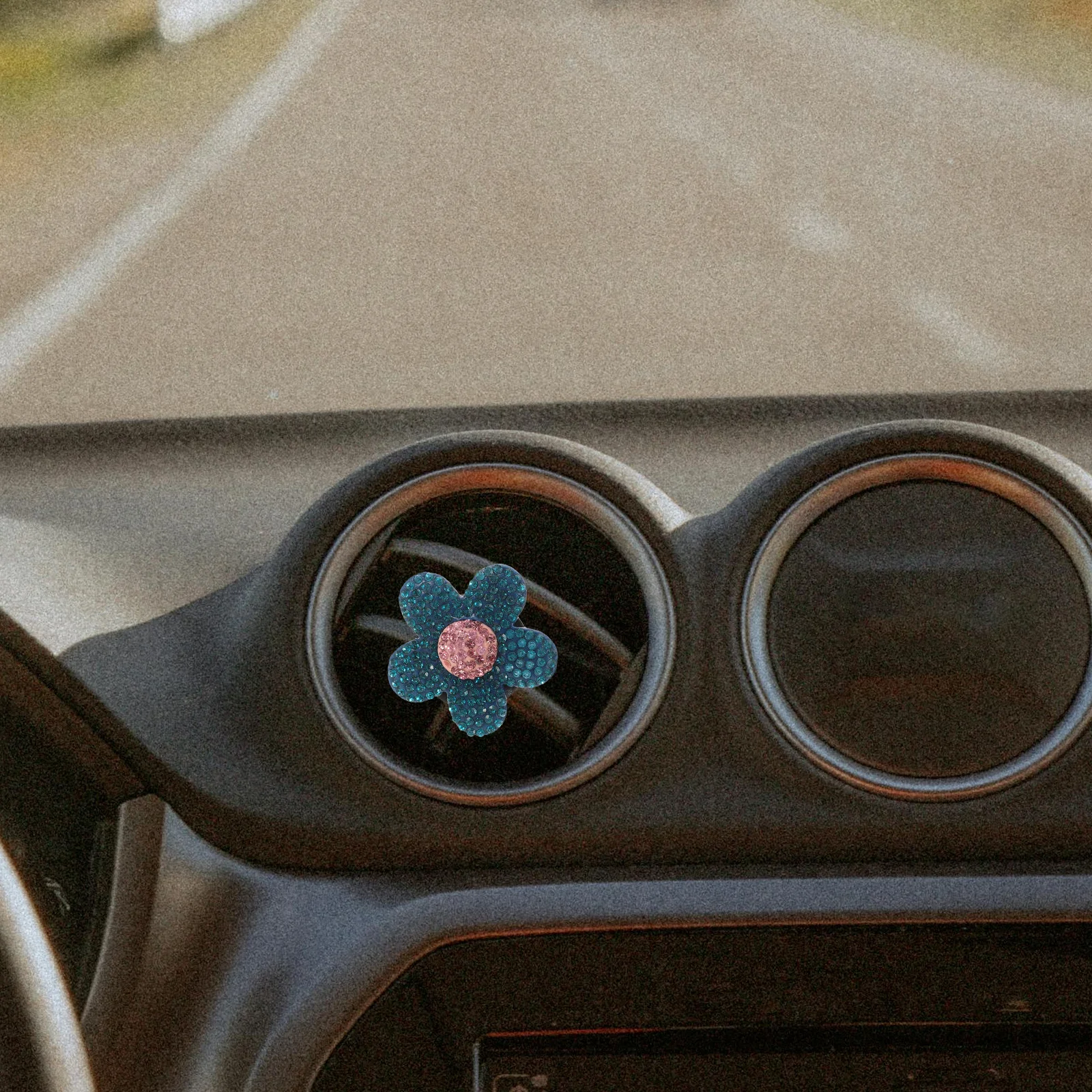 

2pcs Flower Car Air Freshener Rhinestone Clip Ceramic Alloy Vent Decor Durable Auto Fragrance Diffuser For Women Pink Car