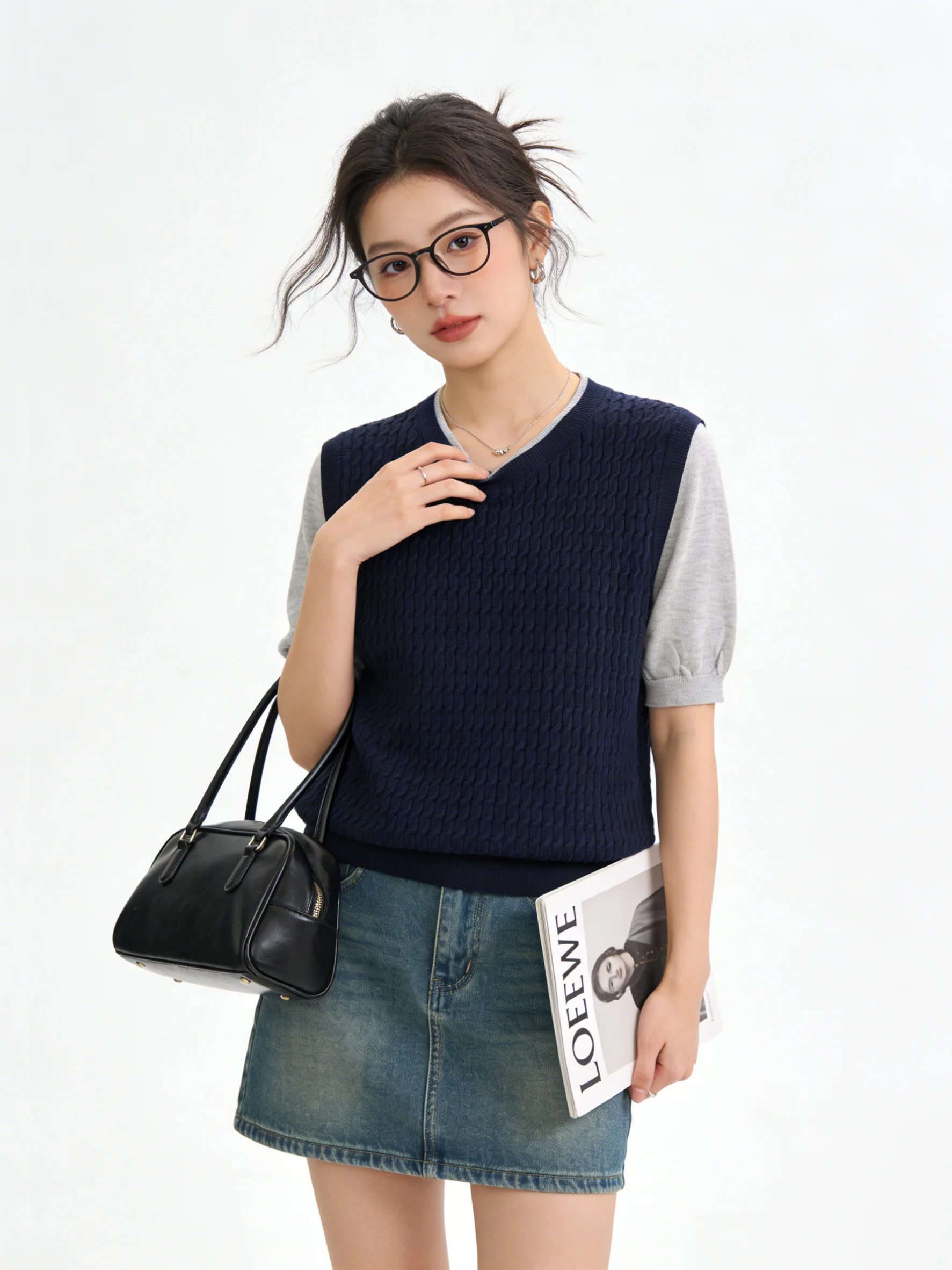 

Knitted Short Sleeve T-Shirt Twist Knot Design College Style Versatile Slimming Age Reducing Patchwork Spring Fashion for Women