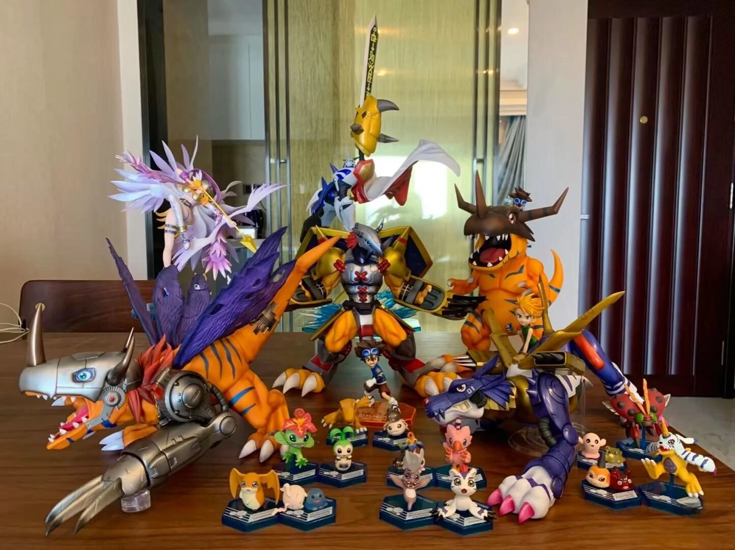 Figura Megahouse Digimon bitwa tyranozaura stal Garuru anioł bogini bestia Omega zabawka prezent urodzinowy