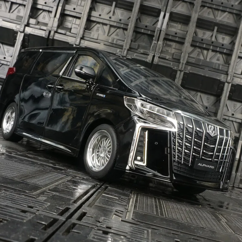 

1:18 Toyota Alphard MPV commercial vehicle alloy car model ornament electric door with sound and light toy car