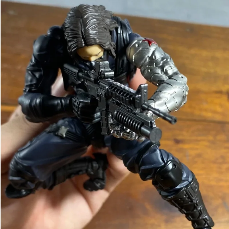 

Kaiyodo зимний солдат Revoltech удивительные Yamaguchi Bucky Barnes Капитан Америка аниме фигурки подвижные коллекционные игрушки