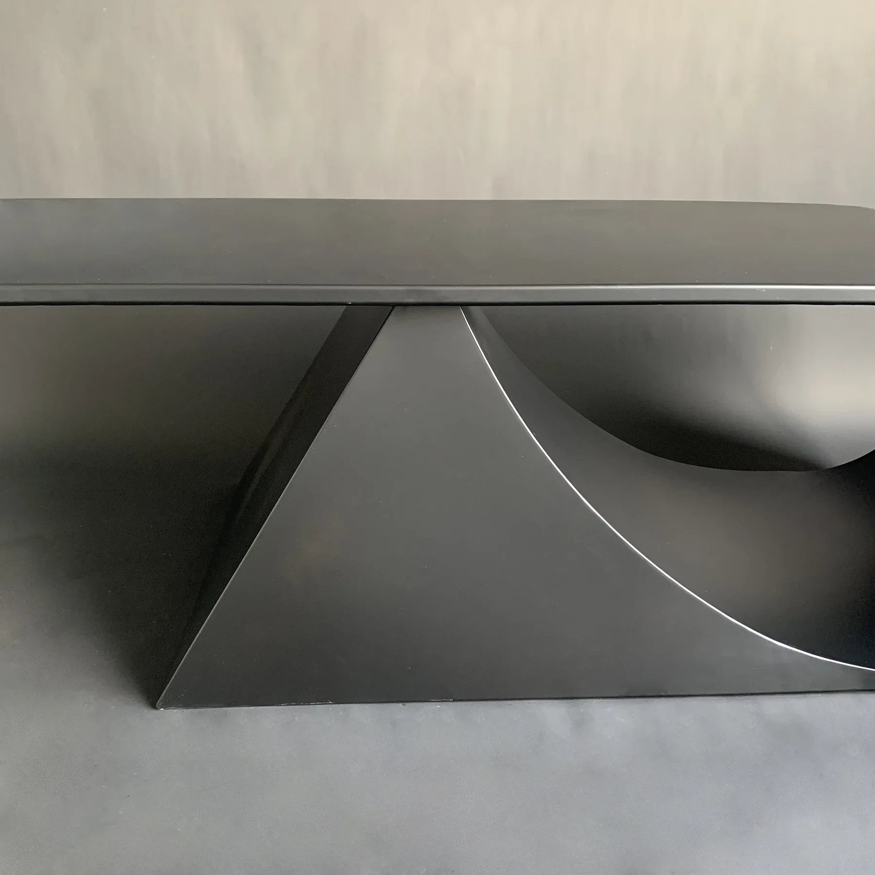 طاولة قهوة مربعة بتصميم إيطالي فاخر من الحديد المطاوع، شقة صغيرة بسيطة، غرفة معيشة منزلية من الفولاذ المقاوم للصدأ