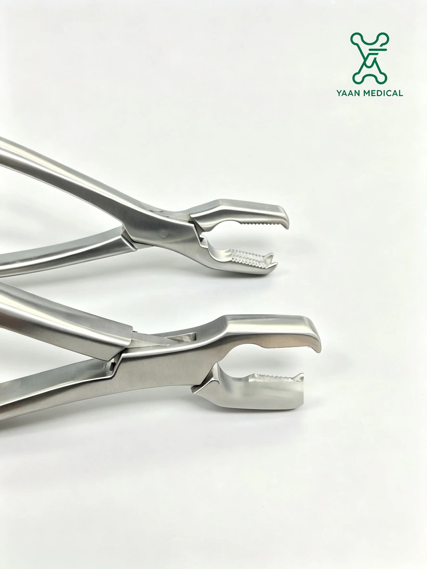 pince-a-os-pour-maintien-au-doigt-instrument-chirurgical-equipement-medical-pour-chirurgie-de-precision