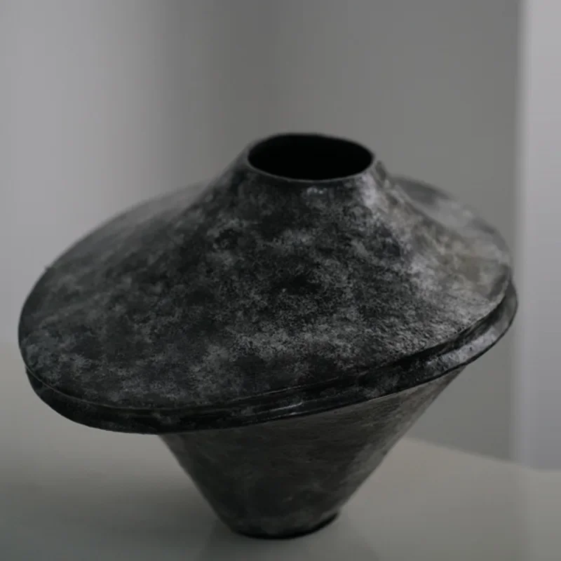 مزهرية سيراميك أصلية مصنوعة يدويًا من العصور الوسطى نموذج غرفة الفندق سطح المكتب فن تشكيلة زهور