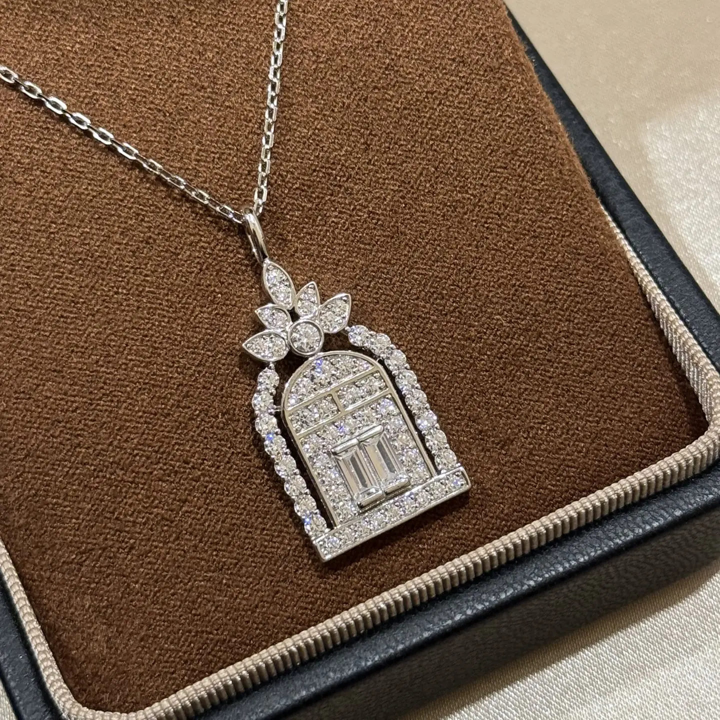 

925 sterling silver gold-plated fashionable happiness door women's full diamond necklace