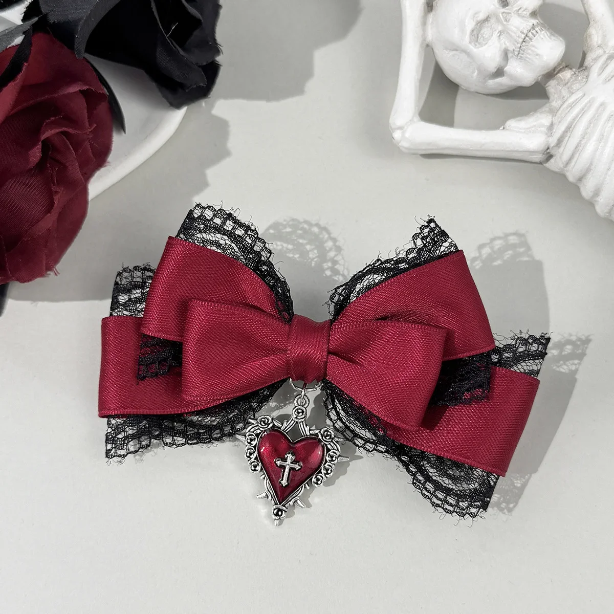 

Korean Style Fashionable Dark Sweet Cool Style Love Cross Lace Bow Hairpin Women's Fashion Personality Luxury Hair Accessories
