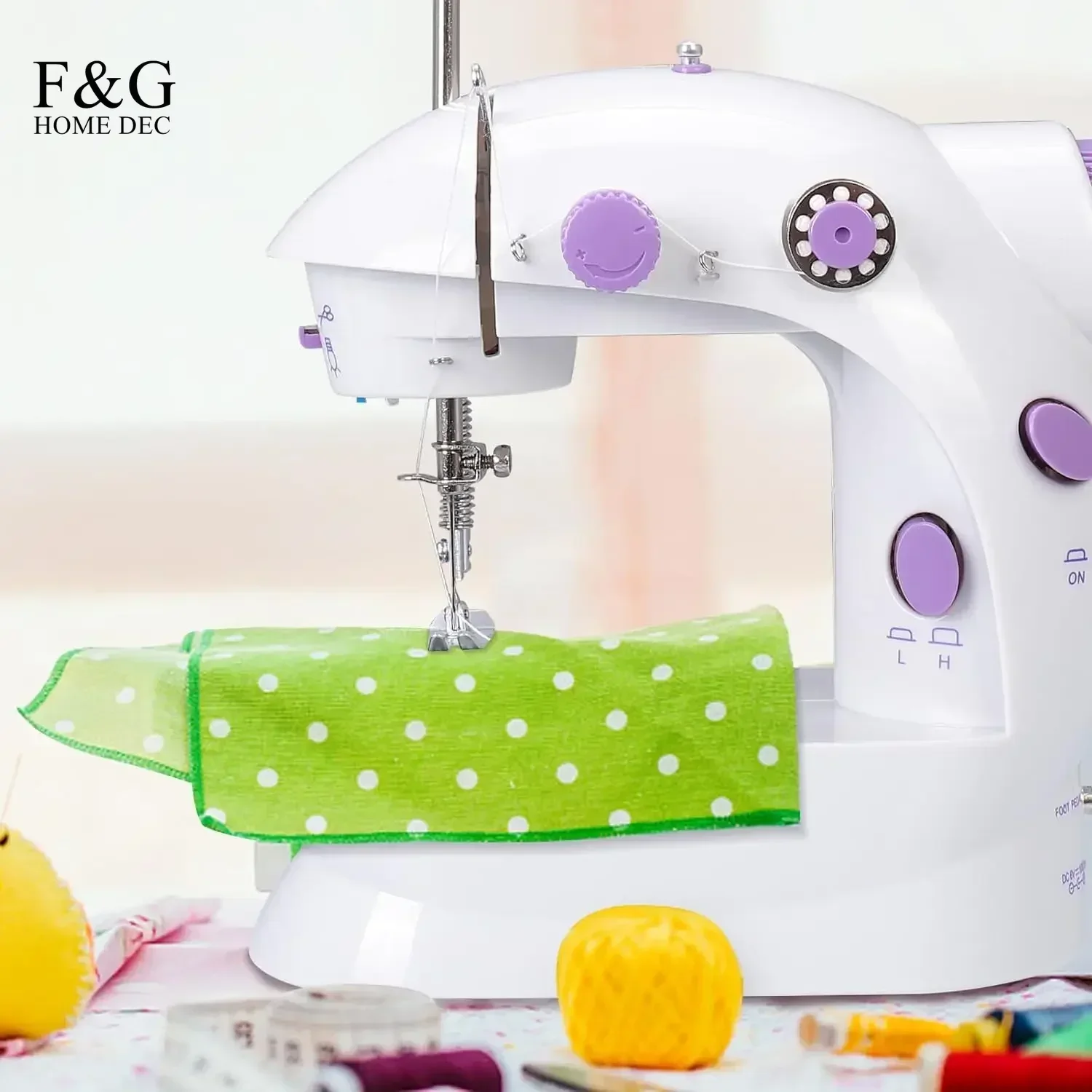 Household 202Mini Sewing Machines Handheld Sewing Machine with Light Cutter Foot Pedal Portable Night Light Sewing Machine