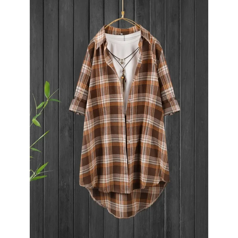 2025 Camisa a cuadros de talla grande para mujer, top elegante de estilo viajero, ropa de viaje informal con ropa, diseño a cuadros a rayas con botones