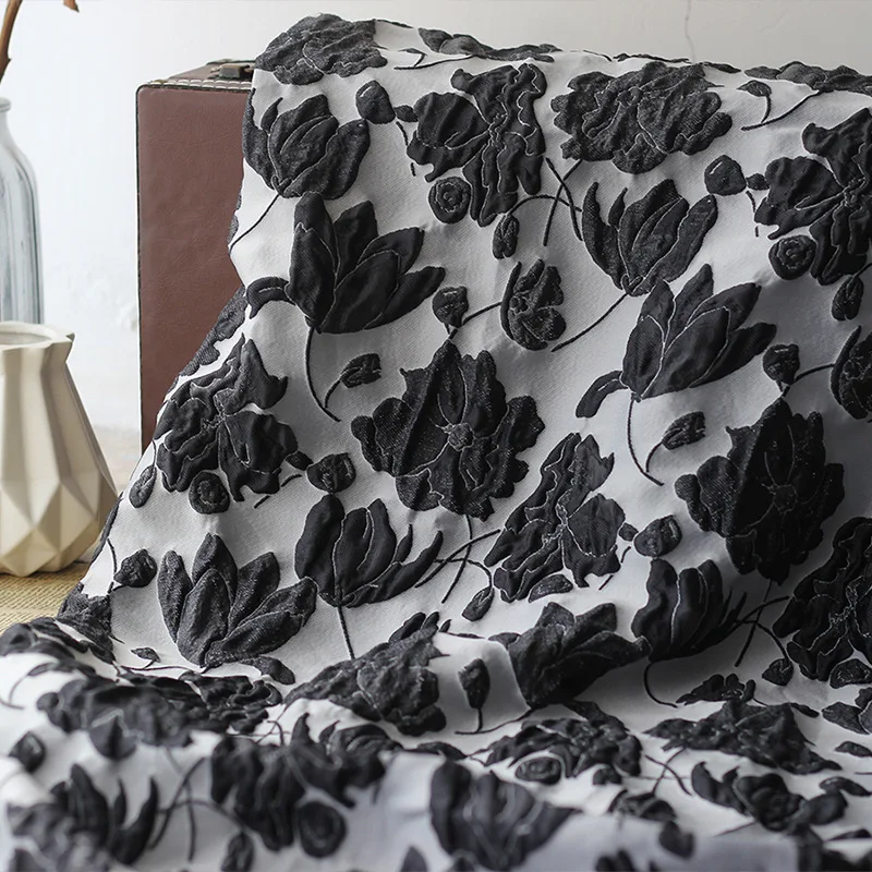 

Black and White Leaf Flower Yarn Dyed Jacquard Fabric 3D Bubble Floral Fashion Dress Bag Diy Sewing Fabric 45cmx140cm