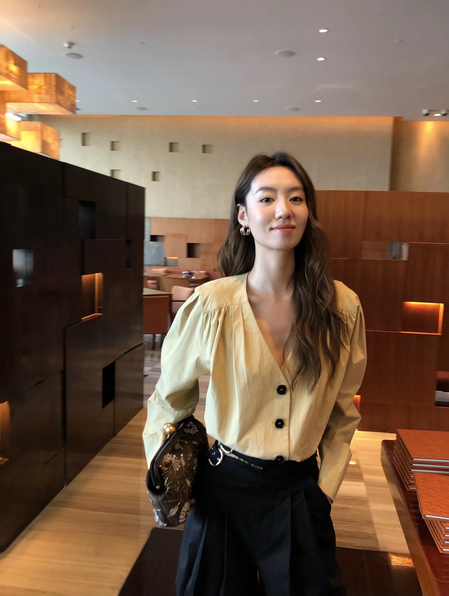 

Gakee Official Court Style Women's Cotton Shirt Spring New Fashion Loose Pure Cotton Long Sleeve V-neck Button-up Top