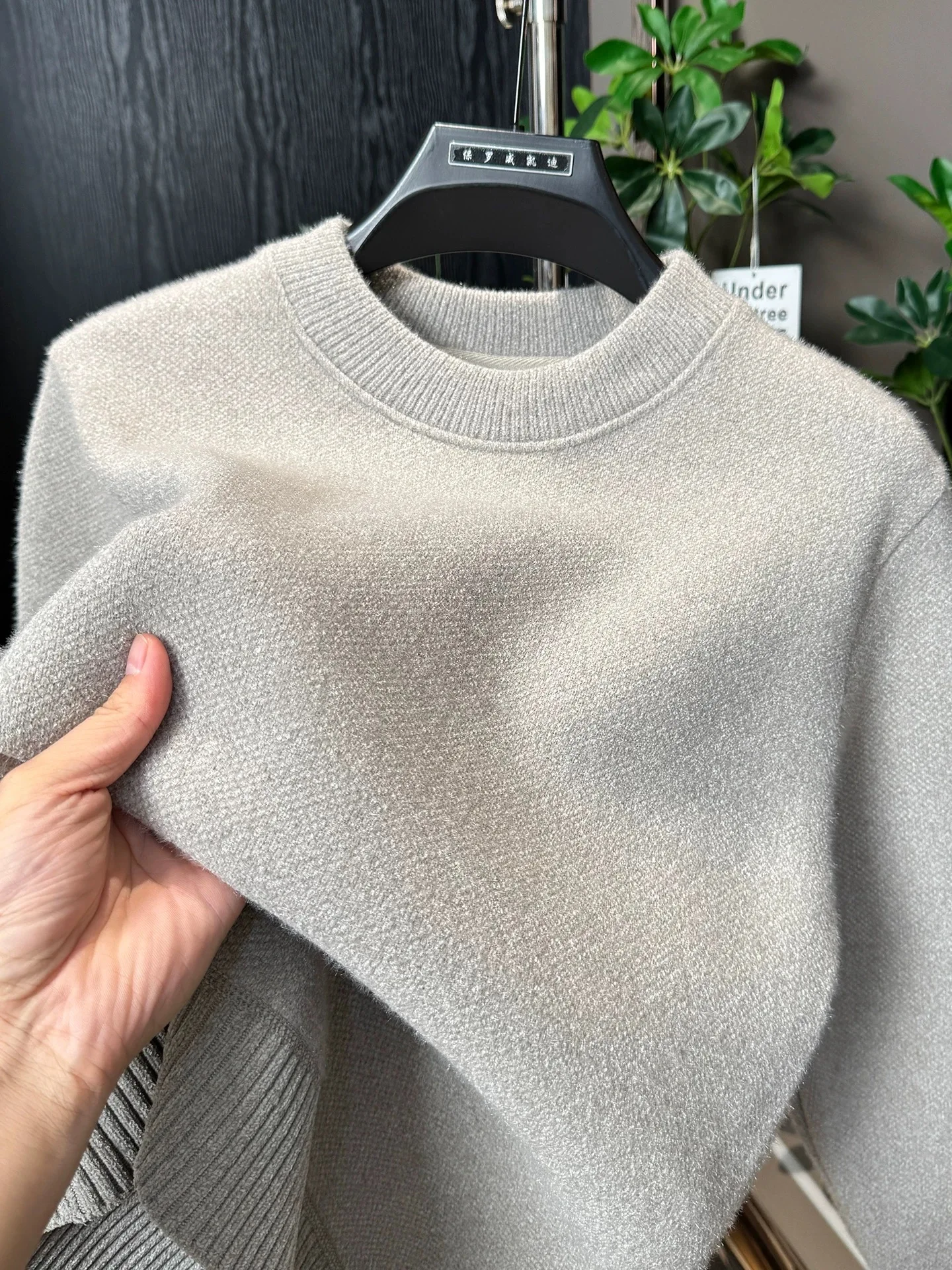 Hochwertiger einfarbiger Herren-Strickpullover, Herbst-Winter, Plüsch, warm, modisch, bequem, lässig, vielseitig, Rundhalspullover