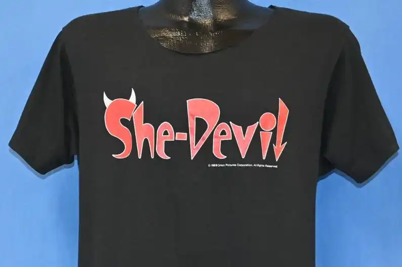 80s She-Devil 1989 Black Comedy Movie Meryl Streep Cut Neck Film Promo t-shirt Large