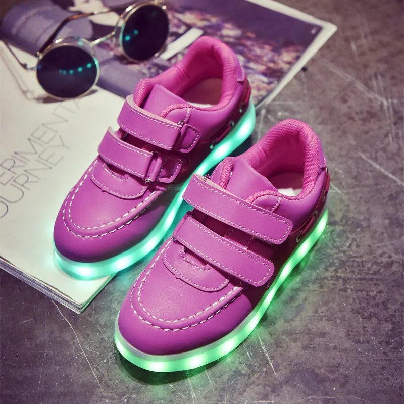 UncleJerry Kids Led Shoes USB chargering Light Up Sneakers for boys girls Glowing Casual Shoes Child Fashion Shoes