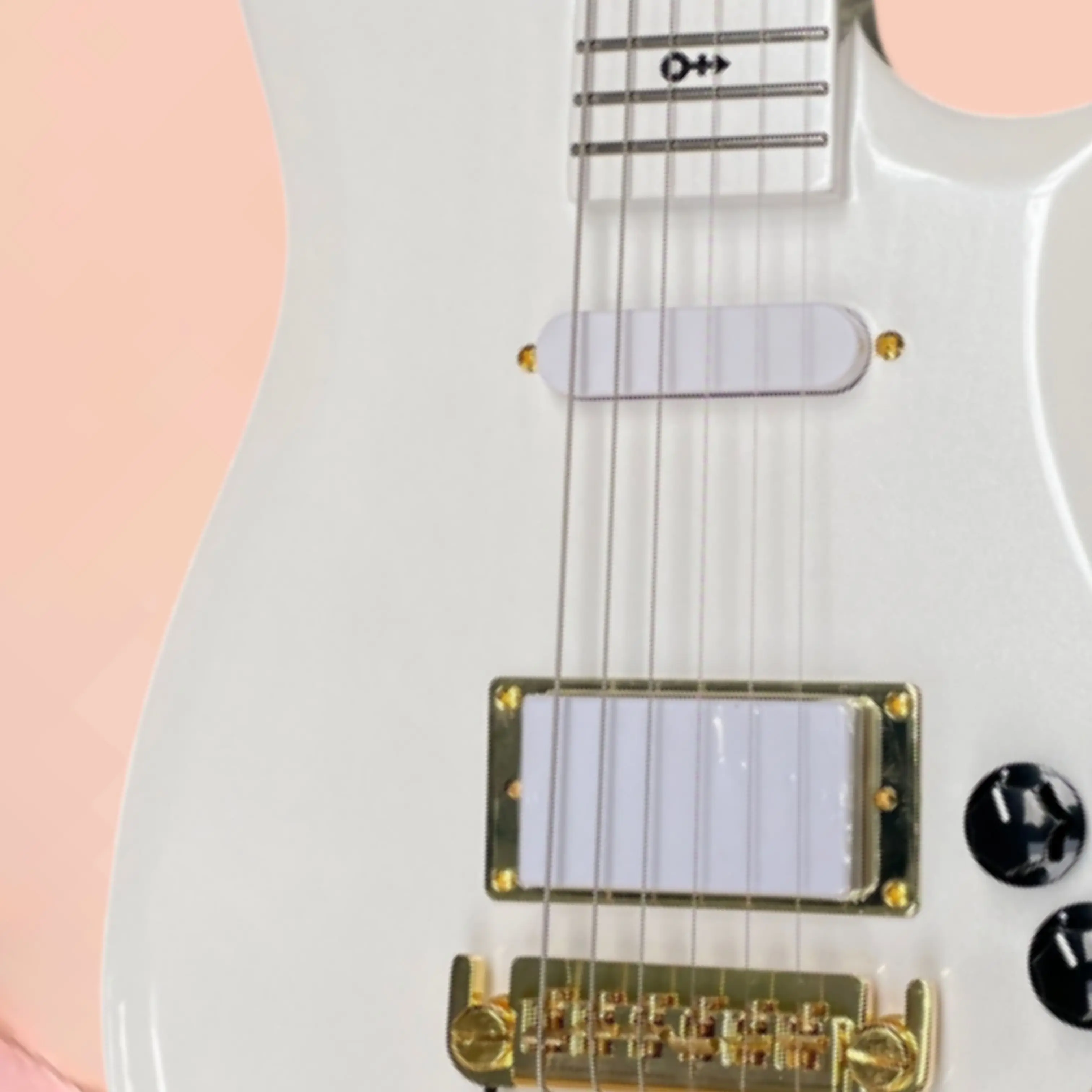 Pearl White Art Shape Electric Guitar, Gold Hardware, Scroll Headstock Guitars, Instrument for Play & Collection Guitarra