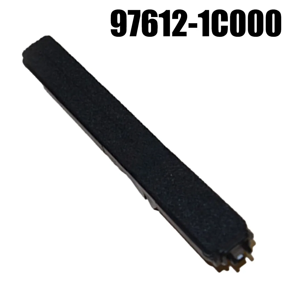 Mantenimiento del automóvil Reemplazo automotriz Cubierta del filtro de aire acondicionado Entrada Material ABS negro Color negro anticorrosión