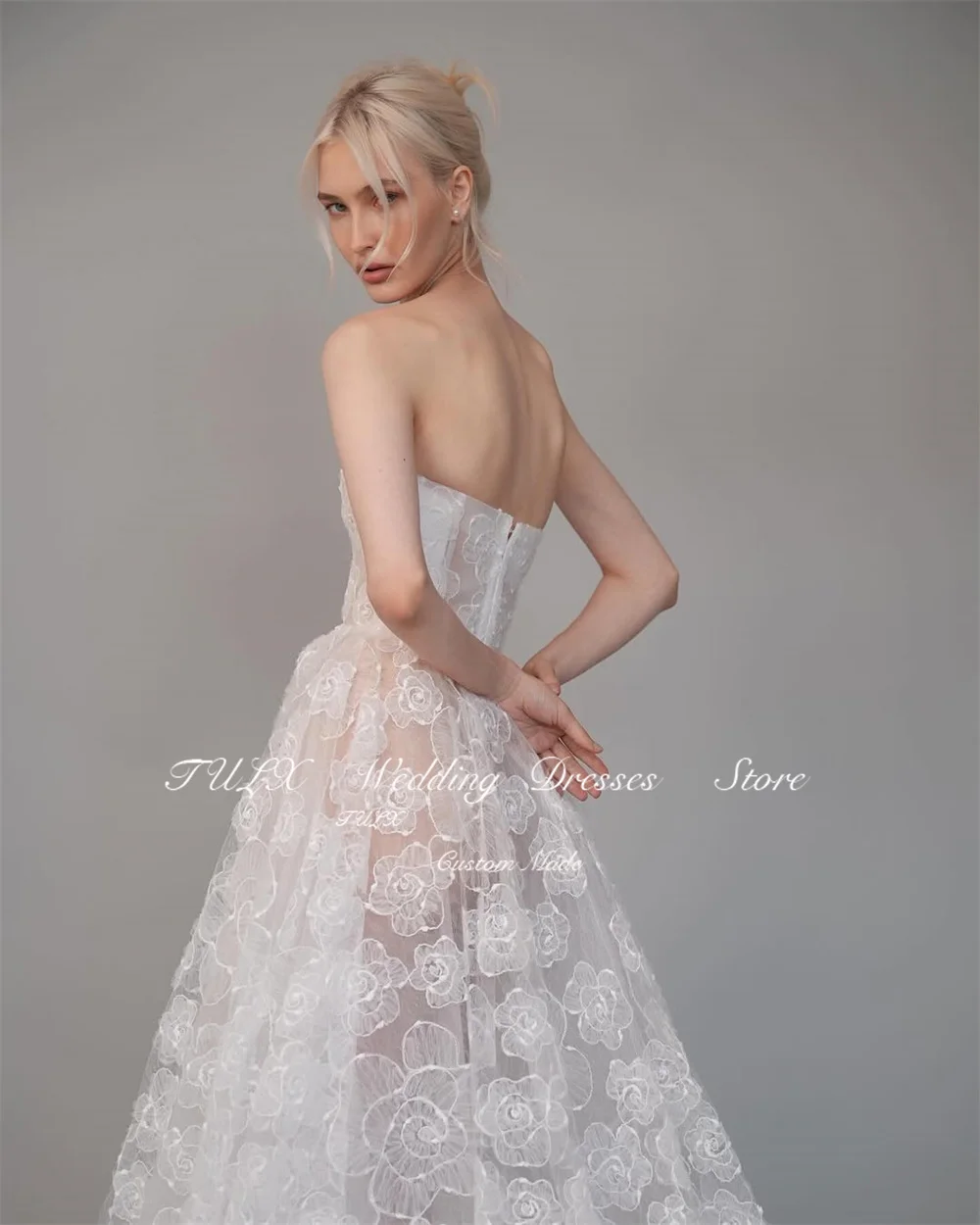 TULX Luxury Ivory Lace Wedding Dress Strapless Sleeveless Bridal Gowns A line Long Sweep Train Dress Robe De Mariée Customized