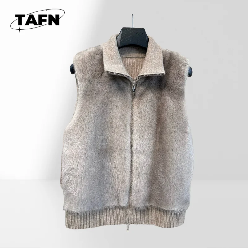 

Comfortable Down Vest for Women for Cold Weather Fashion Functional & Stylish Women's Down Vest for Winter AI1570