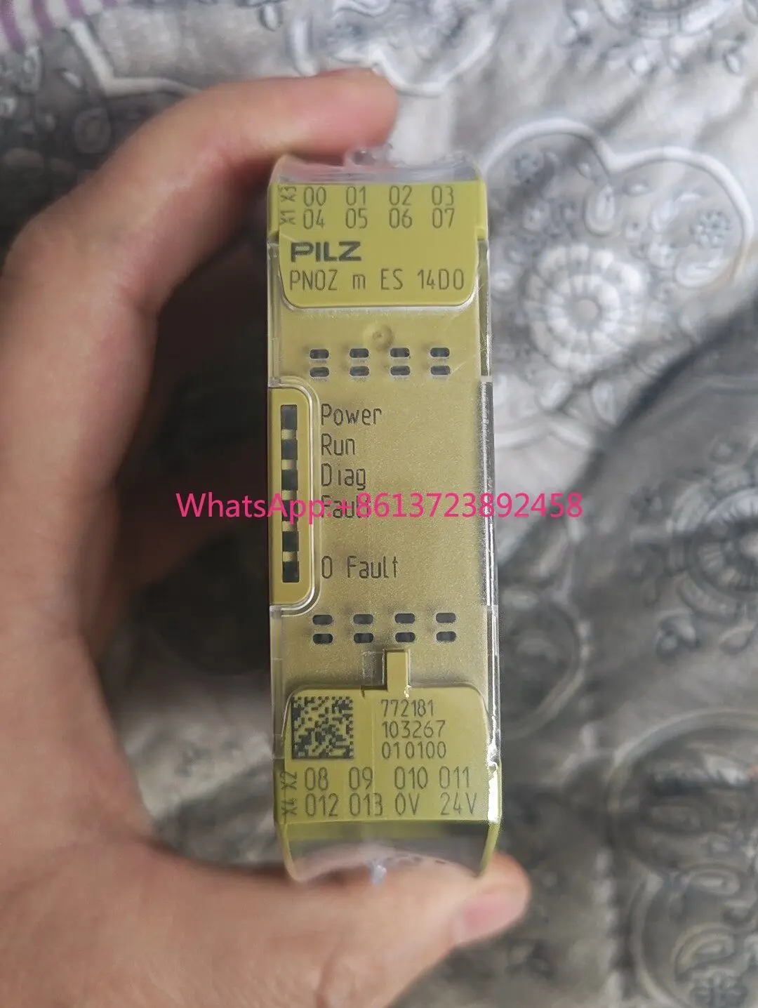 Pilz 772181 safety relay module German original in Stock
